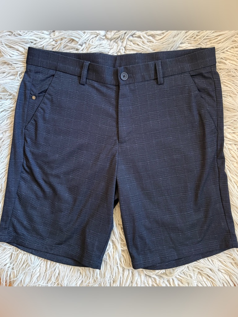 Robert Barakett Anaheim Navy Blue Plaid Motion Knit Shorts Euc Size R36 — image 4 of 8